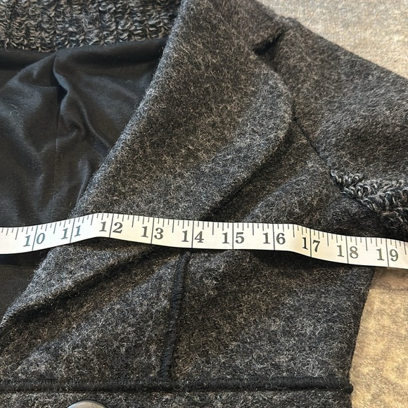 NEIMAN MARCUS GRAY & BLACK THICK BLAZER/JACKET - Picture 14 of 15